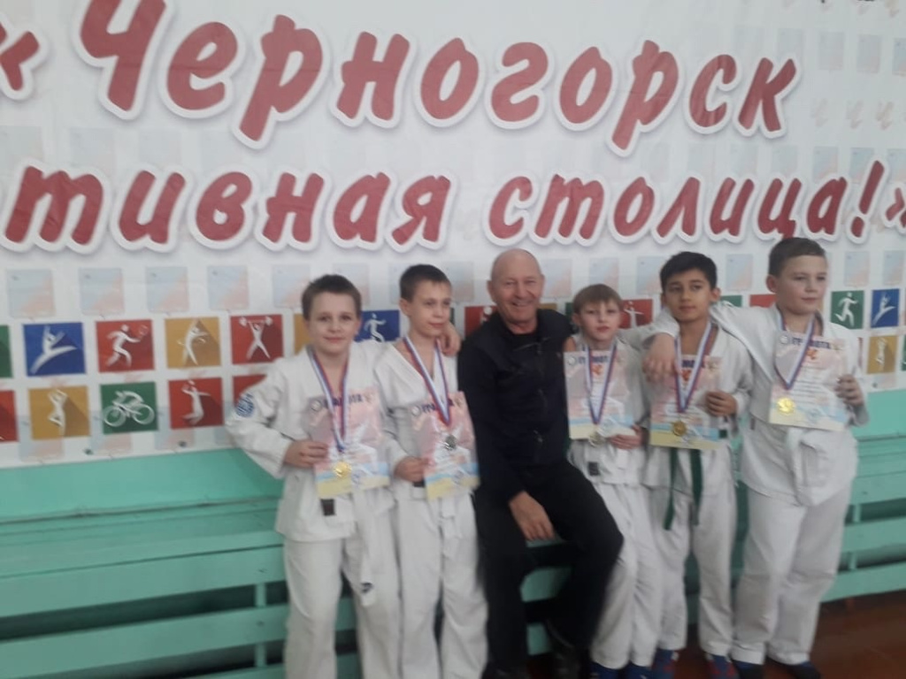 фото Усть-Абаканской СШ