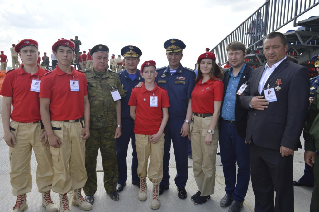 Фото автора и из архива школы