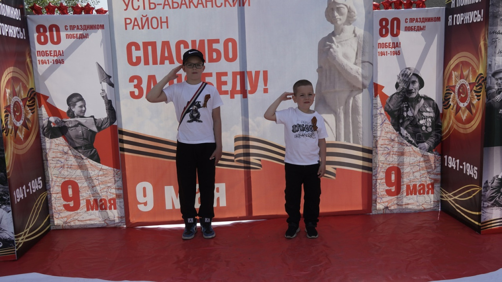 Фото автора и корреспондентов редакции