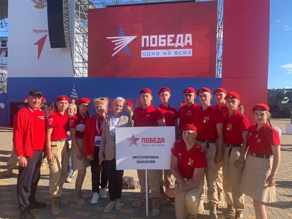 Фото автора и из архива школы