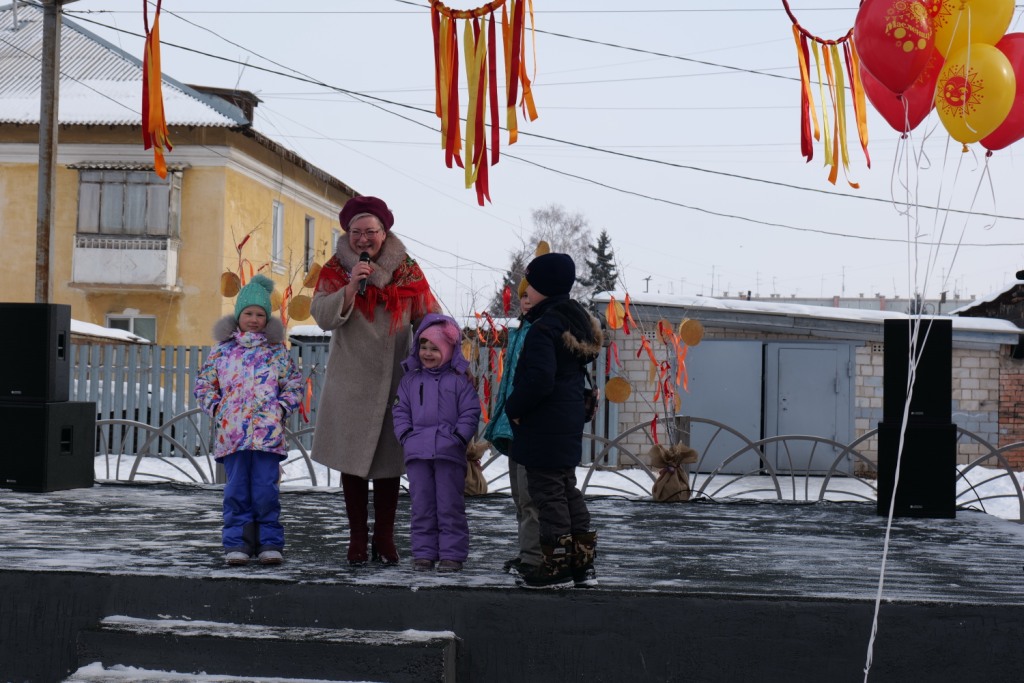 Фото#ЛиндаСадлей,Ирины Церковной и администрации Усть-Абаканского района Республики Хакасия